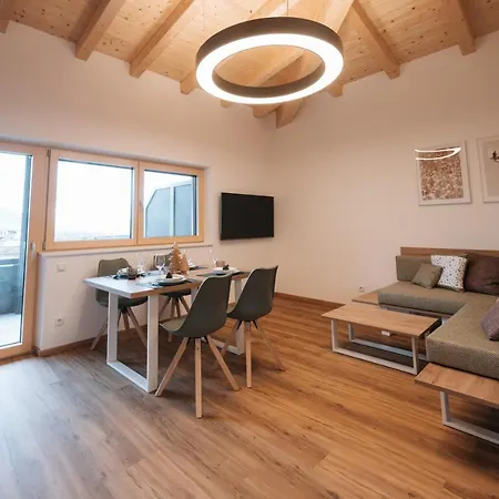 Wiesen Apartment *