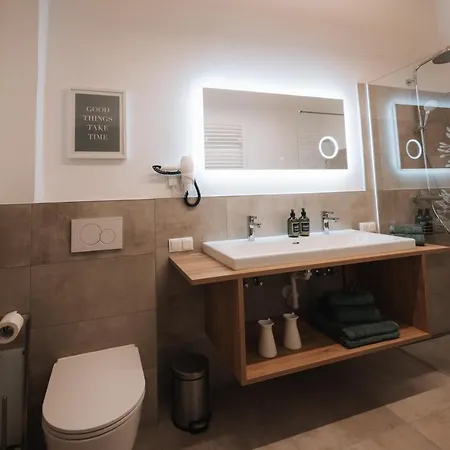 Wiesen Apartment *